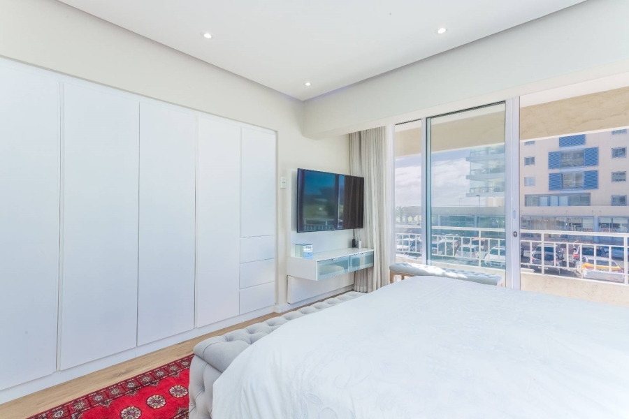 To Let 3 Bedroom Property for Rent in Mouille Point Western Cape